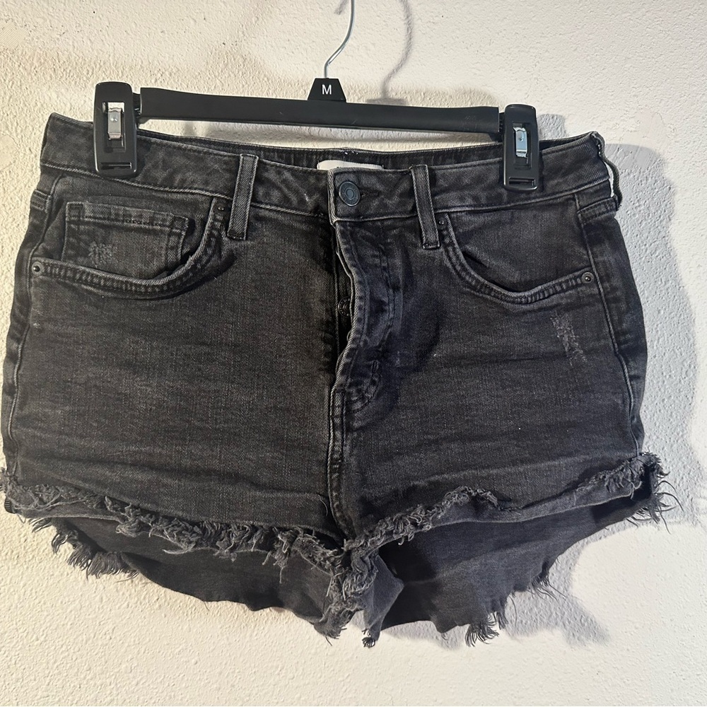 🔴$1SALE$ Forever 21 black denim shorts